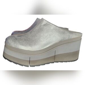 Naked Feet Coach Wedge Size 10